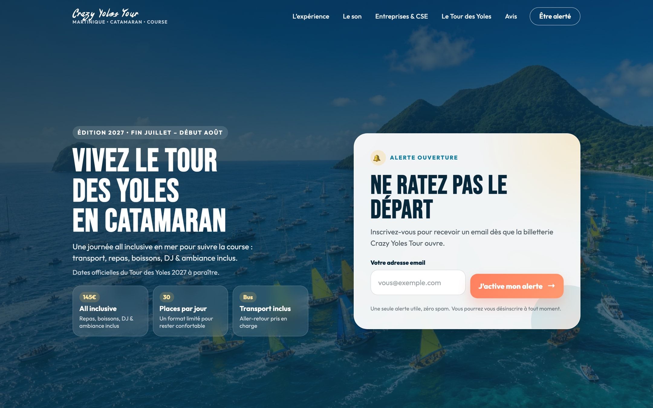L'entrée du tunnel de vente : la sortie en catamaran présentée sur une photo de la course, ses trois arguments chiffrés — prix tout compris, places par jour, transport inclus — et, à droite, le formulaire d'alerte d'ouverture de la billetterie.